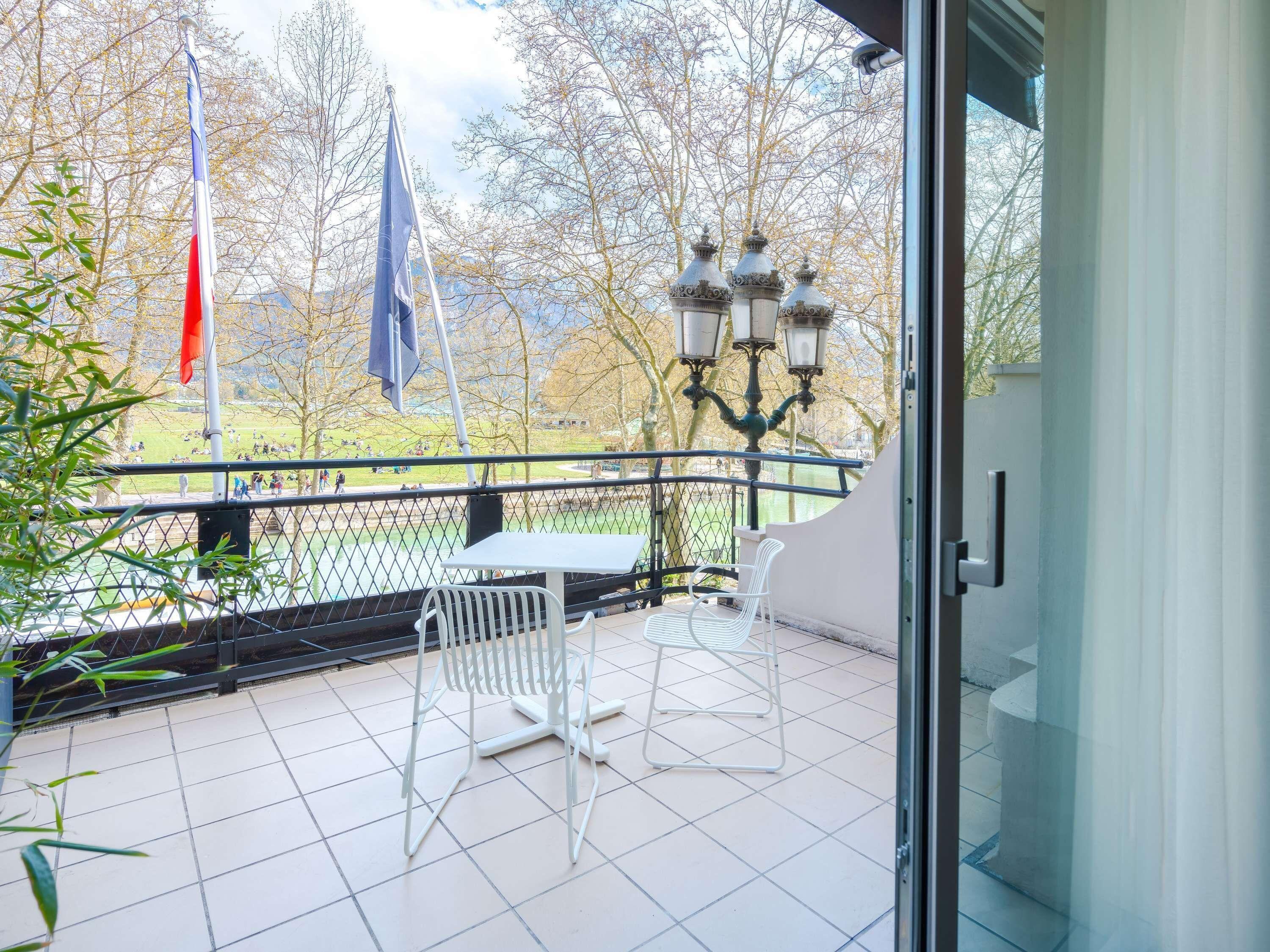 Deluxe Double Room Terrace Lake Side