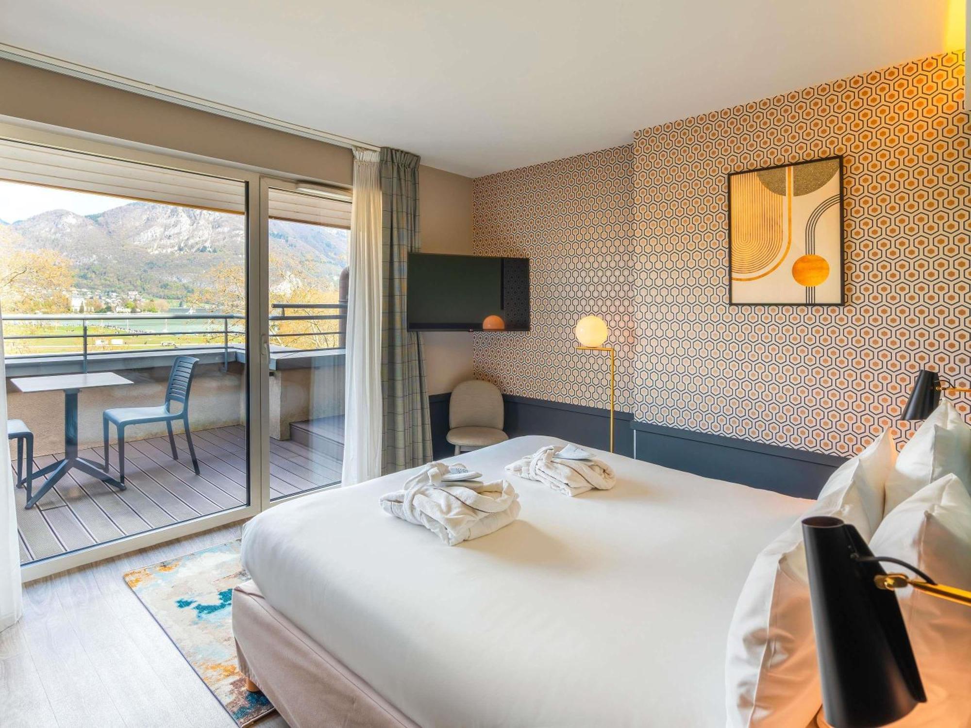 Deluxe Double Room Terrace Lake Side